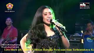 Download lagu Tiara Tahta - Terhanyut Dalam Kemesraan (SK Group) mp3