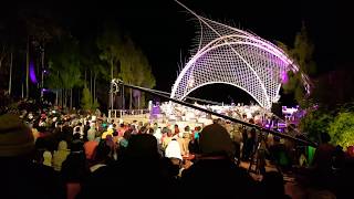 Download lagu Ring Of Fire Project feat Soimah & Idang Rasyidi   Mas Alit at Jazz Gunung Bromo 2017 (Part 1) mp3