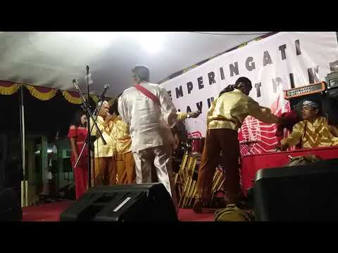 Bercanda Dengan Penyanyi Wanita (Jorang) - Grup Calung "Putra Giri Medal (PGM)"
