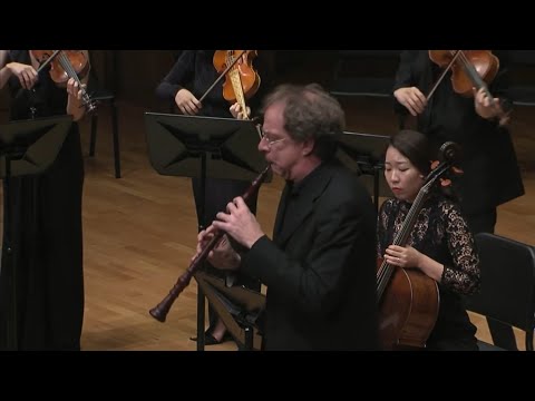 Alessandro Marcello - Oboe Concerto in d minor, SD 935 [ca.1716] / Alfredo Bernardini (baroque oboe)