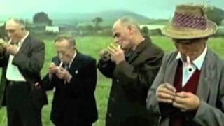 The Skankin Monks (feat. Eek A Mouse) - Smoke with the pope
