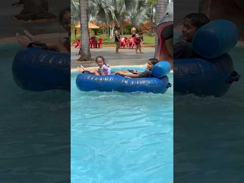 Mais um brinquedo no parque Lagoa em Caldas Novas - GO