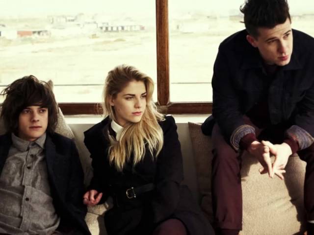 London Grammar - Stay Awake (Instrumental)