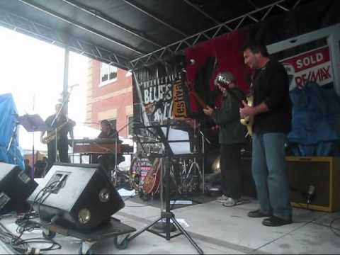 PAT CAREY in ORANGEVILLE BLUES & JAZZ  2011 0001