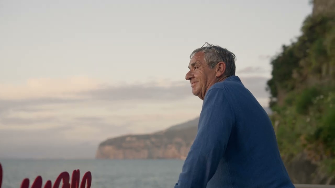 Trailer: Qui dove il mare luccica