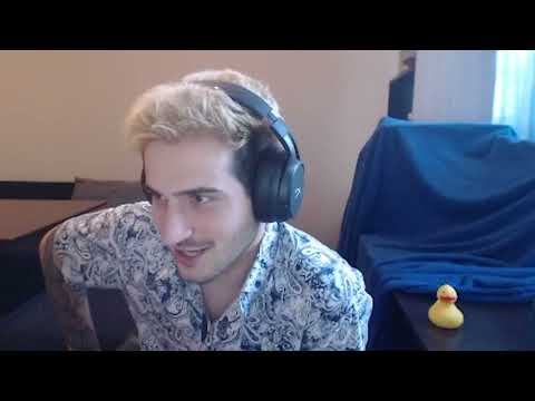 AIVA997 ГЕЙ ЛИ Е?