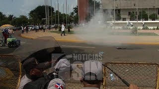 Un herido en protestas frente al Congreso Nacional en contra de proyecto de ley