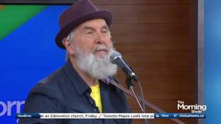Fred Penner performs 'I Hear The Music' on The Morning Show