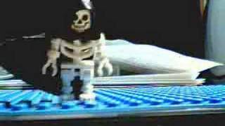 Teleporting lego skeleton