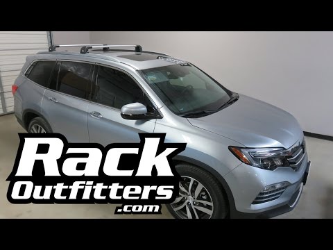2017 Honda Pilot with Thule AeroBlade Edge Roof Rack Crossbars