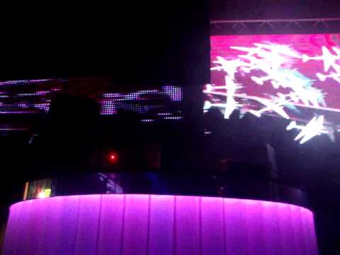 Markus Schulz Live @ Kellys Lush playing Mr. Pit - Backstage