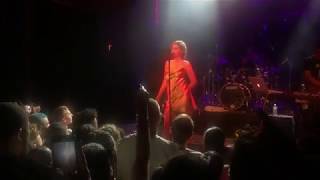 Sabrina Claudio Unravel Me live in Chicago