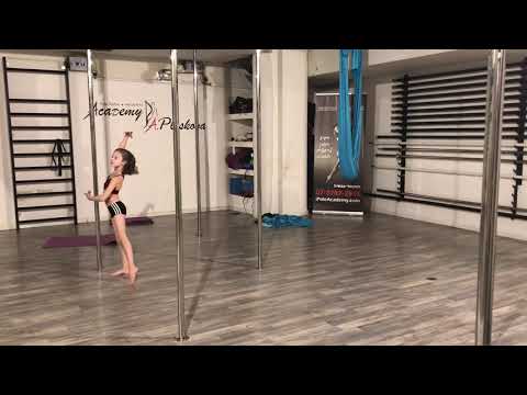 Creating image of Eastern Princess 👸🏼 Alisa Lukin אליסיה לוקין