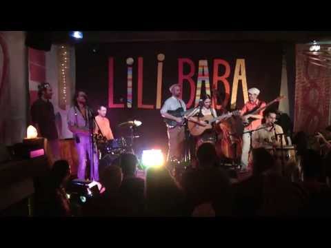 Lili baba - Dounia Hania (Live au Portail à Roulettes )