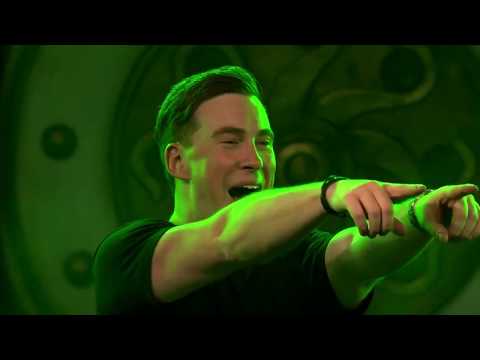 Hardwell - Shine A Light w/ Zombie @ Tomorrowland Belgium 2018 [Hardstyle Closing]