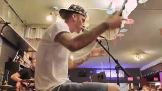 Mgk Thoed Ass acoustic