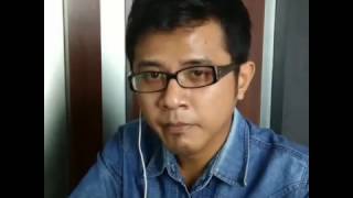 Mirip banget Ebiet g Ade...menjaring matahari