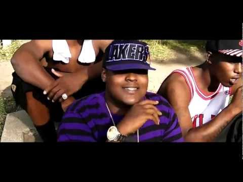 Ace ft. Mello Man-Smokin On This Dro