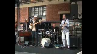 New York City  -  a Delbert McClinton song covered by Top Dogs