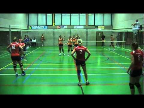 De Meeuwen D1 - Olhaco D1 6-11-2010 deel1-7 .mpg