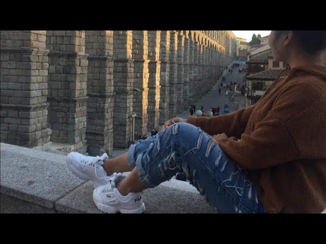 Vídeo relacionado con FILA Disruptor Kids, Zapatillas Unisex niños, Negro, 34 EU