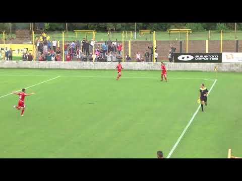 Gol de Instituto 1  Flandria 0