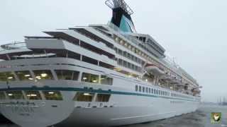 Aurora, Balmoral, Artania in Hamburg Teil 1 09.12.2014