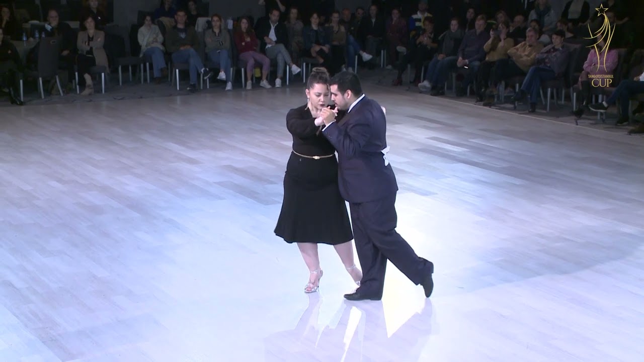 Video thumbnail for Ariel Taritolay & Ezgi Ömüriş Tangoto İstanbul Cup Final | 15th tango2istanbul