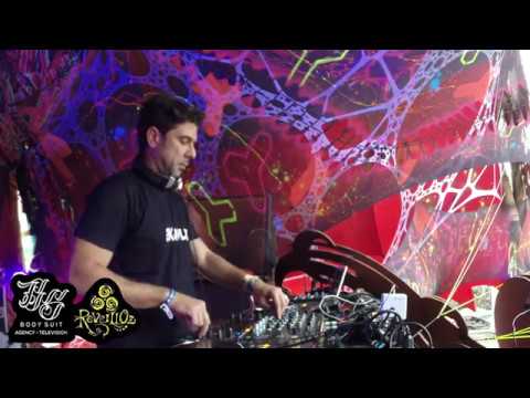 2Komplex @ ReveillOz #4