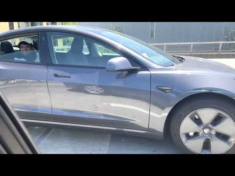 Tesla Autopilot ‘Backseat Driver’ Scofflaw Spotted Multiple Times on Bay Area Roads