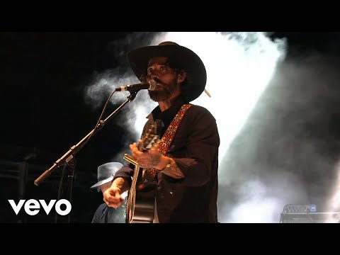 Ryan Bingham - Bread & Water (Live at Red Rocks) ft. The Texas Gentlemen