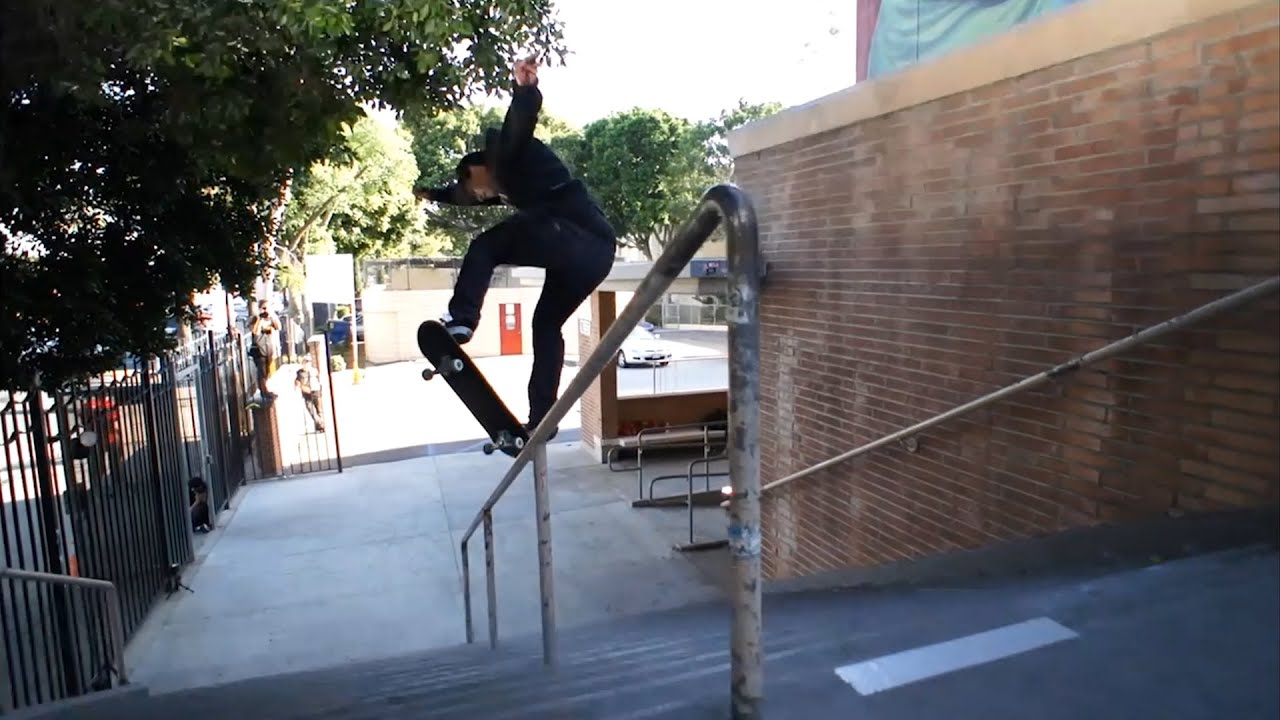Kevin Hoefler: FS Noseblunts back to back