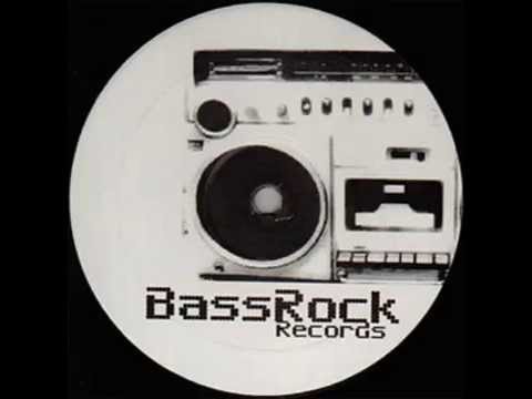 D'State Darkus & Tension-Shoulderroller (Original Mix)