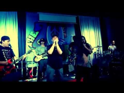 Punkober - Ulikba [Live @ The 70's Bistro]