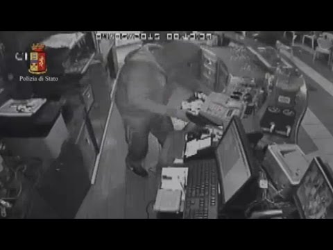 Torino, rapine seriali a slot machine  6 arresti