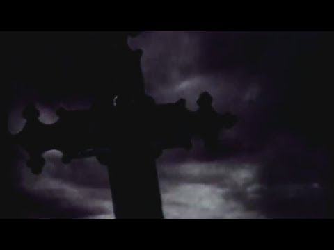 The Undertaker shows Sting his final resting place