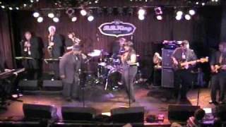 Groove Buffet - Soul man - Hold on I'm Coming  Live at BB Kings in NYC New Years Day 2010