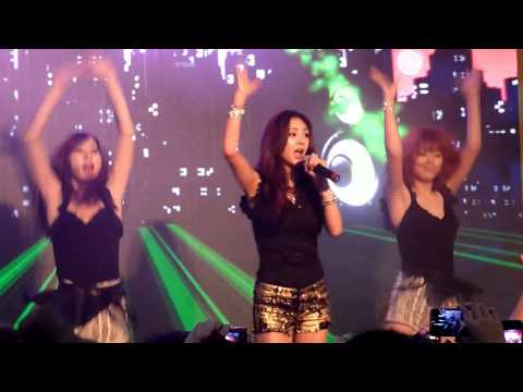 KPop Princess G.NA Mini Concert at Courts Megastore