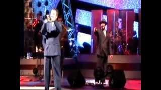 BIG BAD VOODOO DADDY sings HEY NOW at Epcot 2009