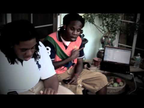 Lil Solo & REZ - Koolin ( Music Video ) .