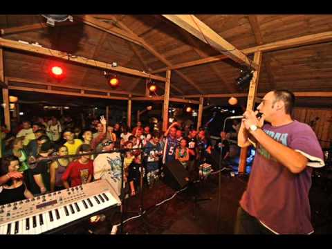 Axes -  Scriu în noptile albe (cu Butch si Dj Undoo)