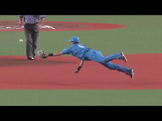 【7回表】ピンチを救う好守!! ライオンズ・源田壮亮 ダイビングキャッチからのダブルプレー!! 2023年8月27日 埼玉西武ライオンズ 対 北海道日本ハムファイターズ