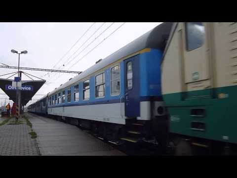ČD 150.215 - Odjezd vlaku R 707 Bouzov - Otrokovice, 9.11.2013