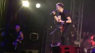 Rise Against - Heaven Knows (live at Groezrock 2013)