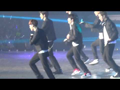 131224 EXO " growl " SMTOWNWEEK
