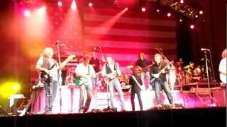 Doobie Brothers w/ CHICAGO - Listen To The Music (Live at the stage 7-28-12)