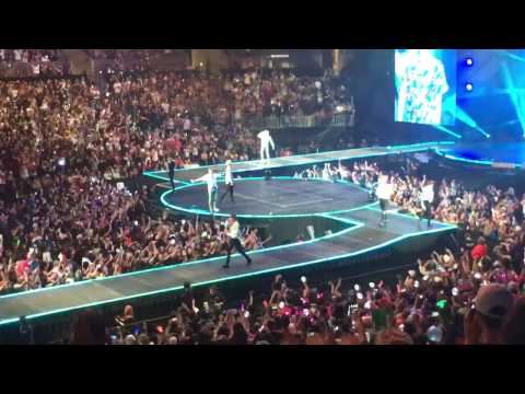 BTS and ending at KCON LA 2016 Concert Day 2 FANCAM