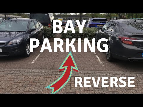 Reverse Bay Parking Manoeuvre, Using The 45 Degrees Method