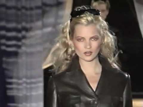 Gianni Versace Fall 1996 Fashion Show (full pt.1)