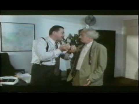 Tesna koza 4 - Pantic na obuci za detektiva